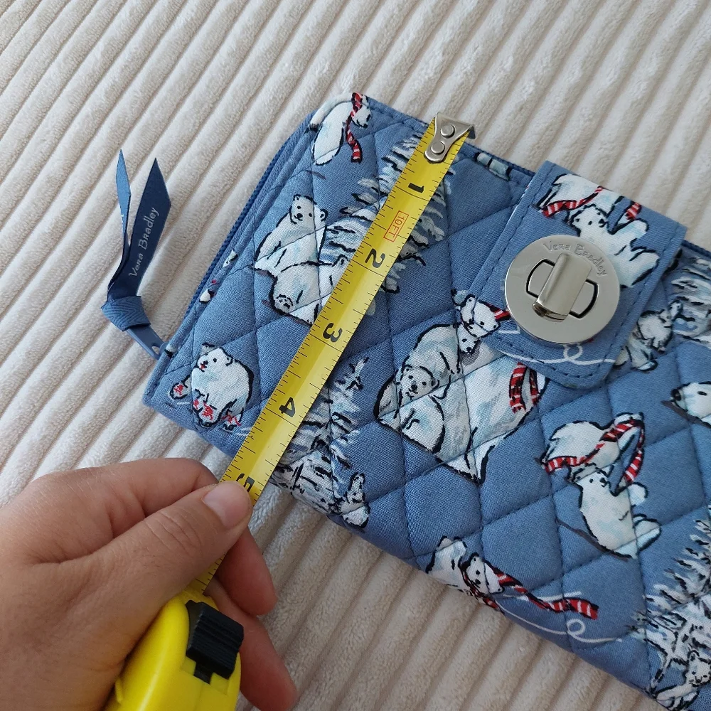 Vera Bradley Blue Polar Bear Quilted Wallet - Picture 2 of 6